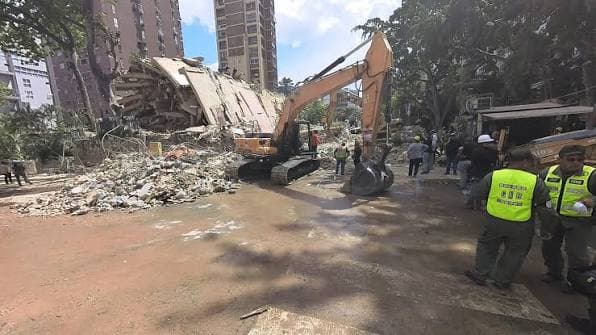 Avances en la Remoción de Escombros del Edificio Petunia en Chacao