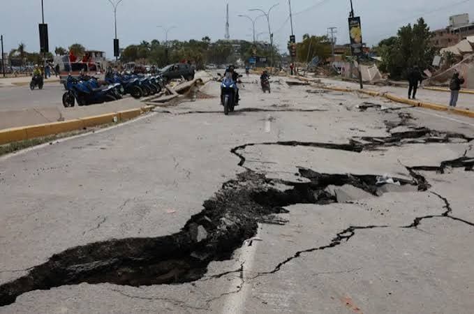 Alcaldía de Caracas reporta 6,125 muertos tras terremotos en Venezuela