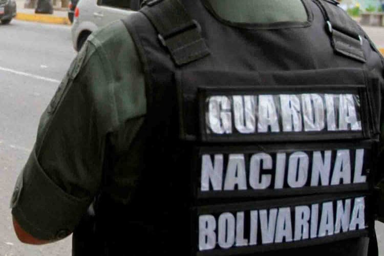 Desmantelan red de narcotráfico: 3,19 kilos de cocaína en DHL hacia Inglaterra