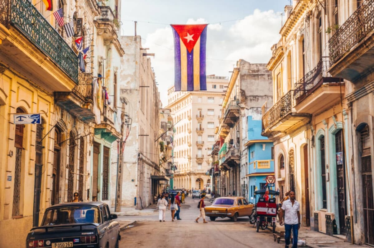 Detenidos 10 panameños en Cuba por críticas al régimen – Un acto de valentía