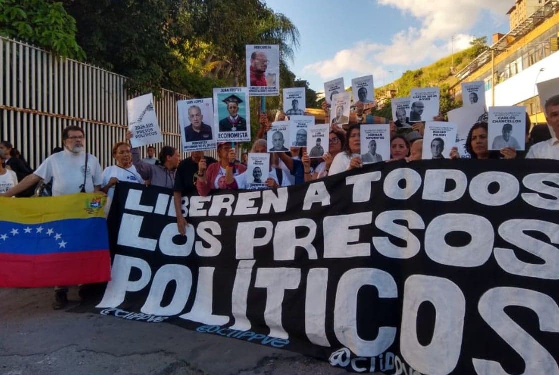 Más de 100 presos políticos liberados en Venezuela desde enero