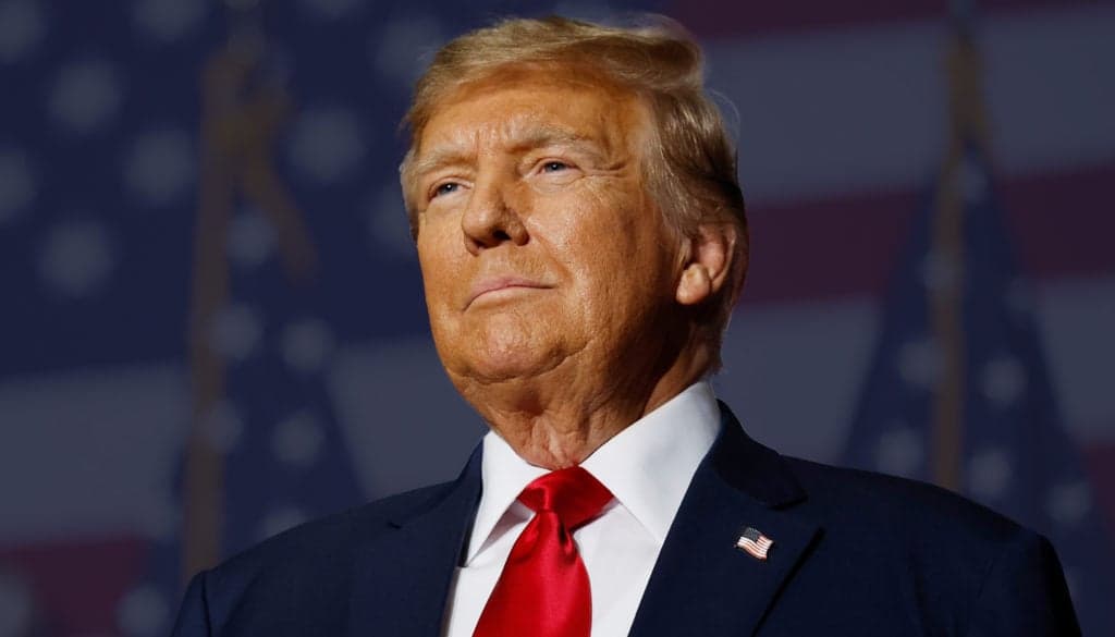 Trump Elogia a María Corina Machado Tras Reunión en la Casa Blanca