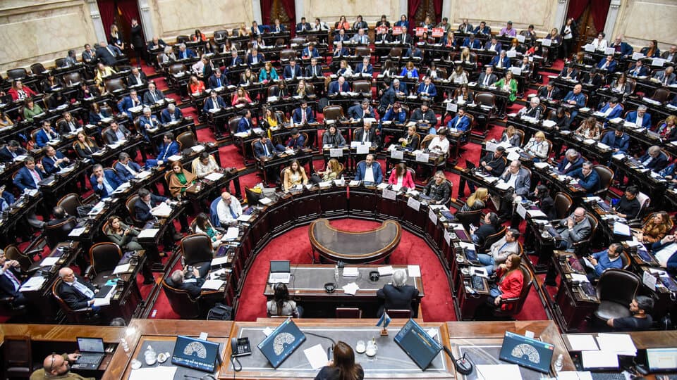 Libertad de Expresión en Peligro: Organizaciones Defienden Estatuto del Periodista en Argentina