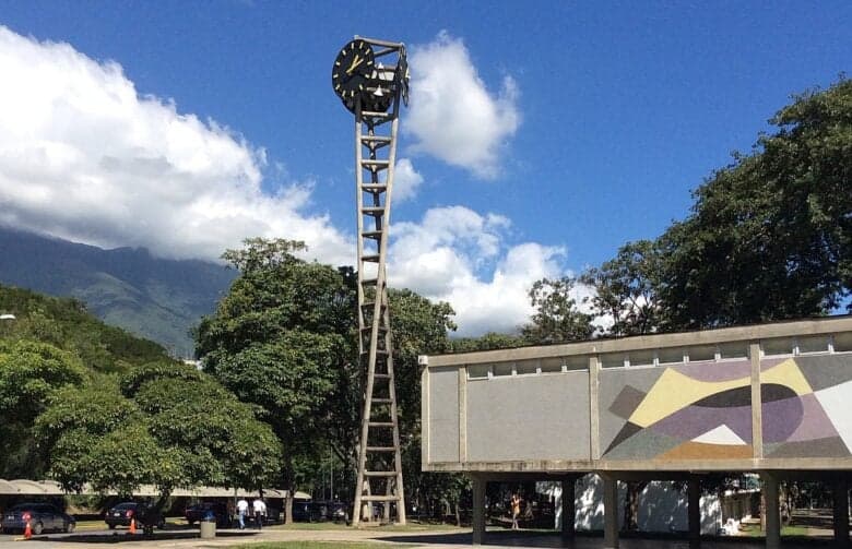 Rosa Cucunubá y Octavio González se postulan para la FCU de la UCV