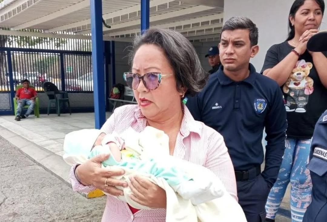 Recién nacida abandonada en hospital de Acarigua genera conmoción