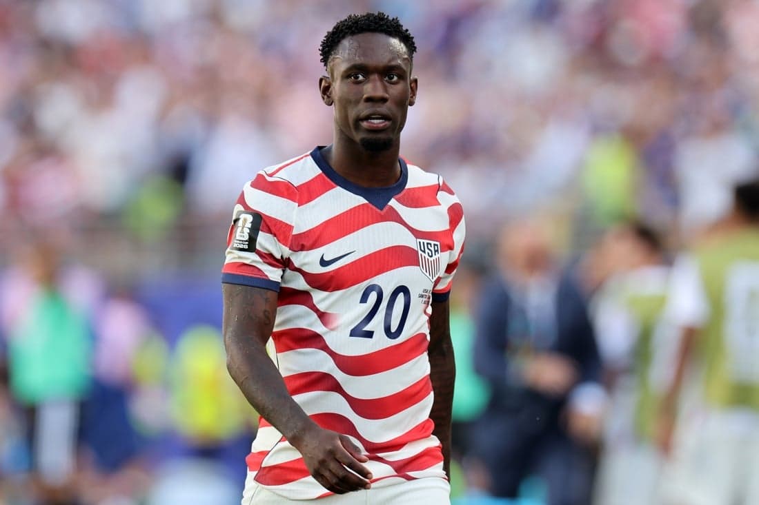 Controversia: FIFA Revoca Sanción a Balogun por Intervención de Trump