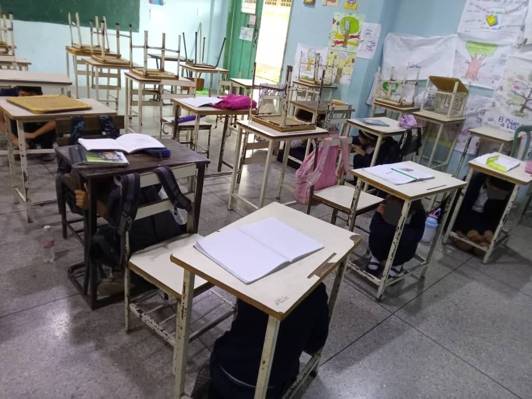 El miedo tras los terremotos: el regreso a clases se complica en Venezuela