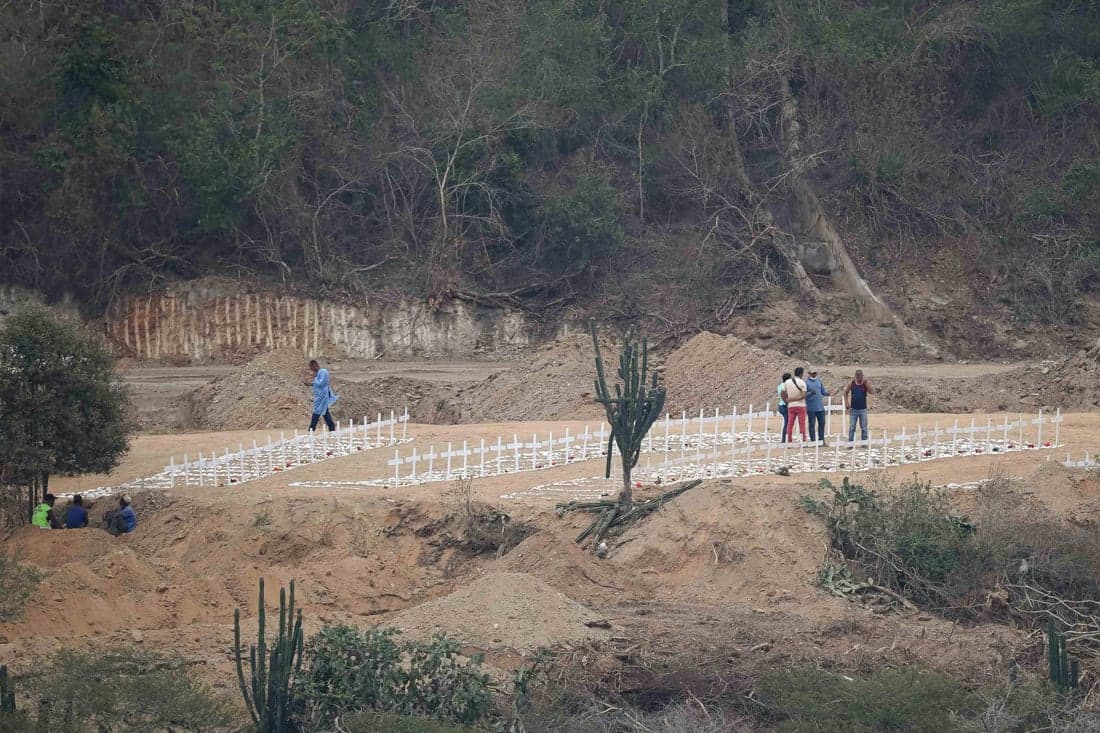 231 Cuerpos Sin Reclamar Tras Terremotos en La Guaira: Un Llamado a la Solidaridad