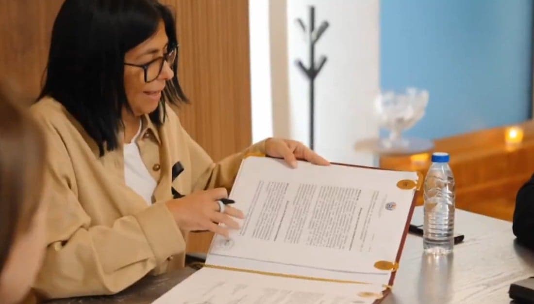 Delcy Rodríguez promulga Ley de Hidrocarburos en medio de crisis sísmica