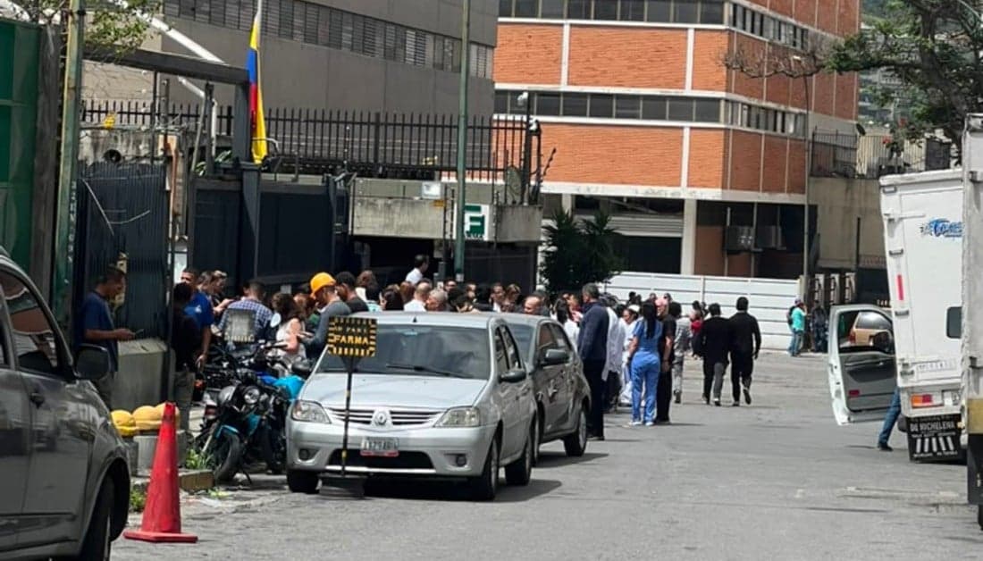 Fuerte réplica sísmica sacude Caracas, reavivando temores en la población