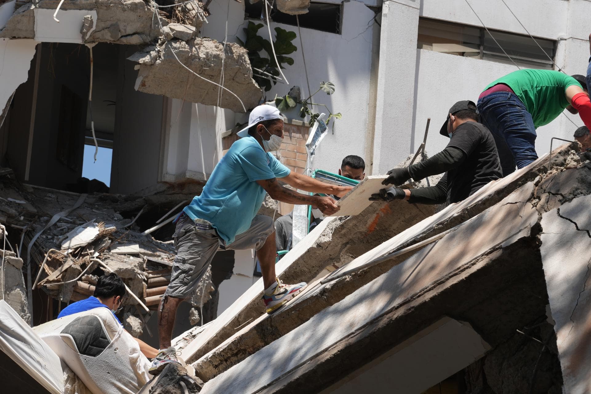 Venezuela Ofrece Ayuda a Colombia Tras Terremoto de Magnitud 7.4