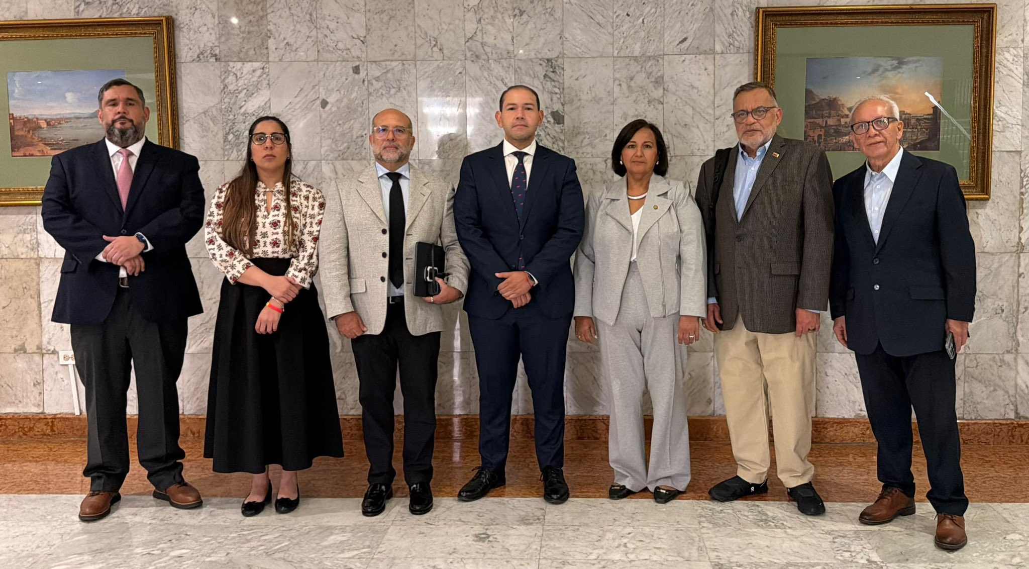 Reunión de Diálogo en Caracas: Restricciones a la Prensa Persisten