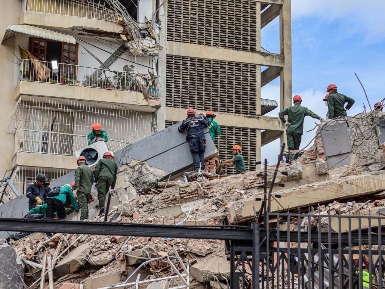 Impacto sísmico en La Guaira: Un tercio de su infraestructura social afectada