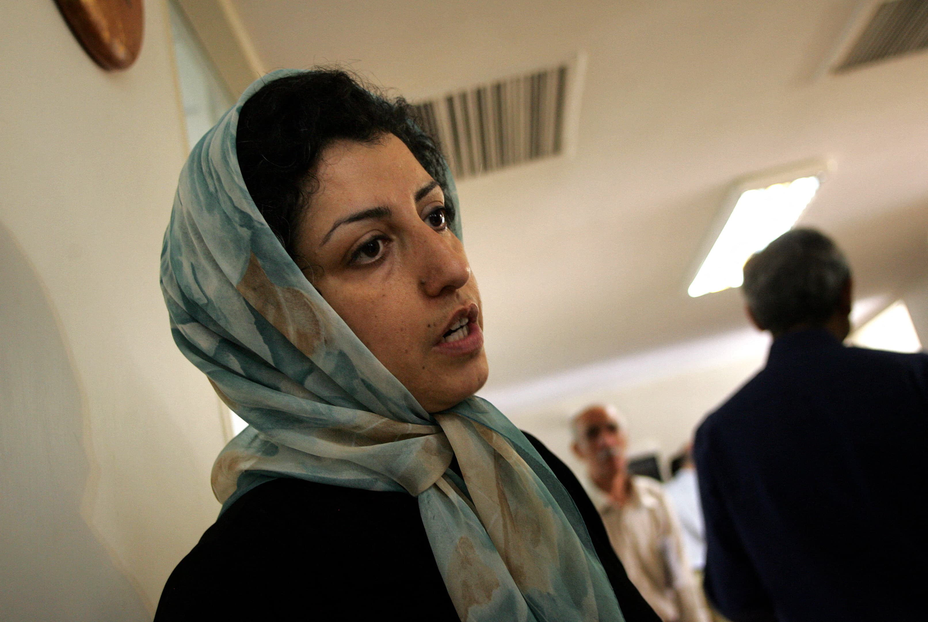 Irán condena a la Nobel de la Paz Narges Mohammadi: una ola de represión
