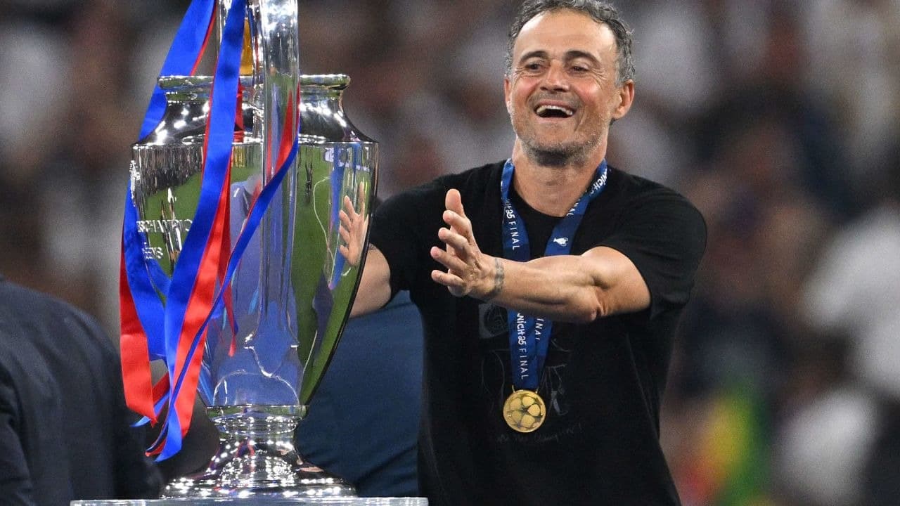 Luis Enrique renueva como entrenador del PSG hasta 2030