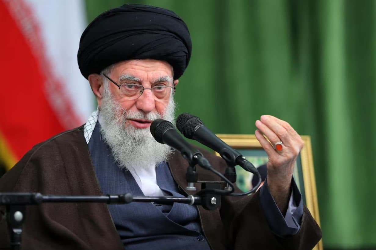 Ayatolá Jameneí culpa a Trump por victimas de protestas en Irán