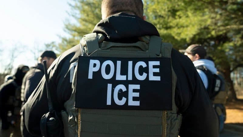 Forense reveló que muerte de migrante bajo custodia de ICE en Texas sería un homicidio