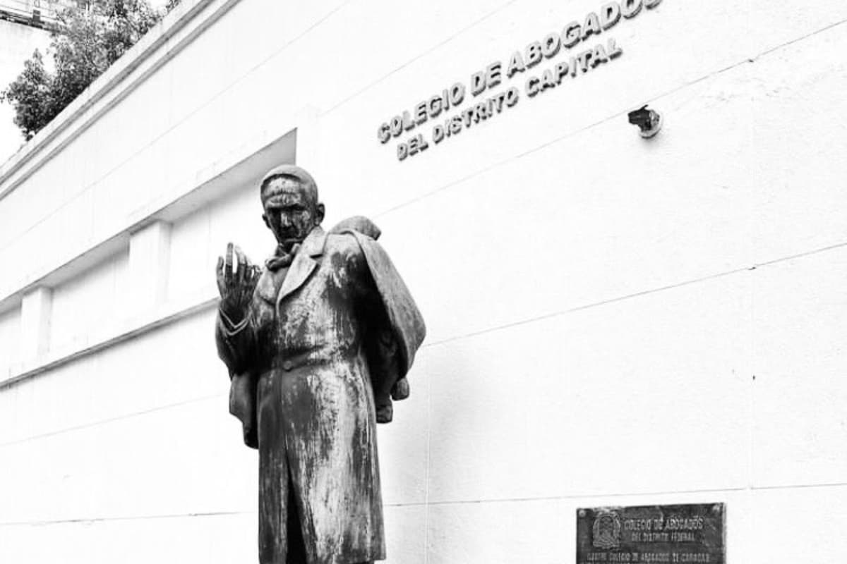 Abogados Venezolanos Reclaman Transparencia en Liberaciones de Juristas