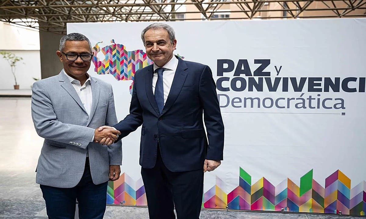 Gobierno español se distancia del viaje de Zapatero a Venezuela