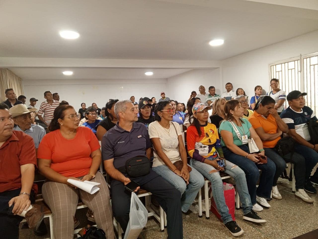 Docentes en Apure: Más de 100 educadores enfrentan crisis salarial