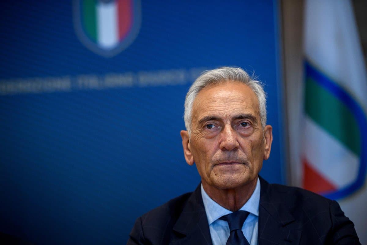 Renuncia Presidente de la Federación Italiana de Fútbol tras fracaso