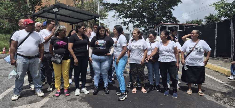 Denuncian torturas y agresiones a presos políticos en El Rodeo I