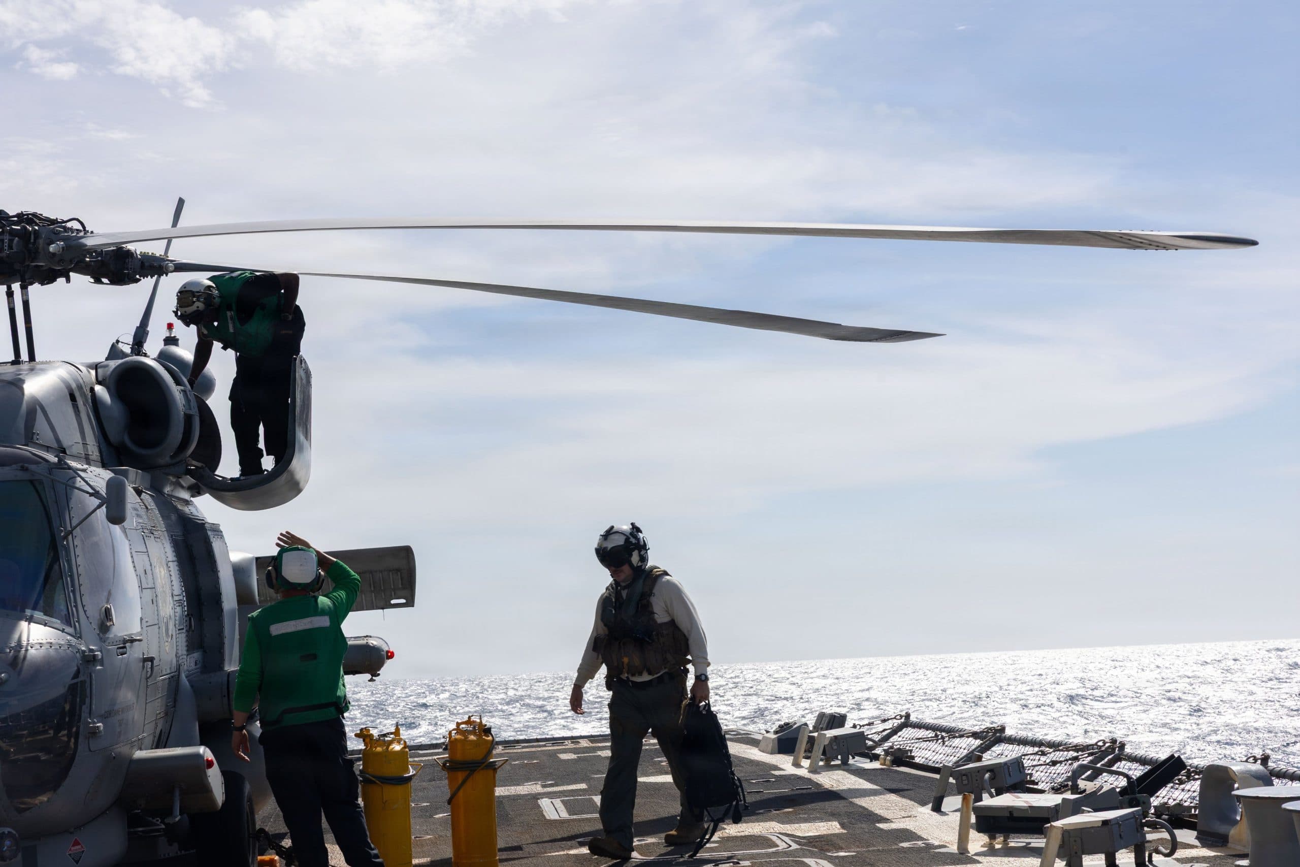 USS Gridley: Revelan Imágenes de Buque de Guerra Estadounidense Frente a Venezuela