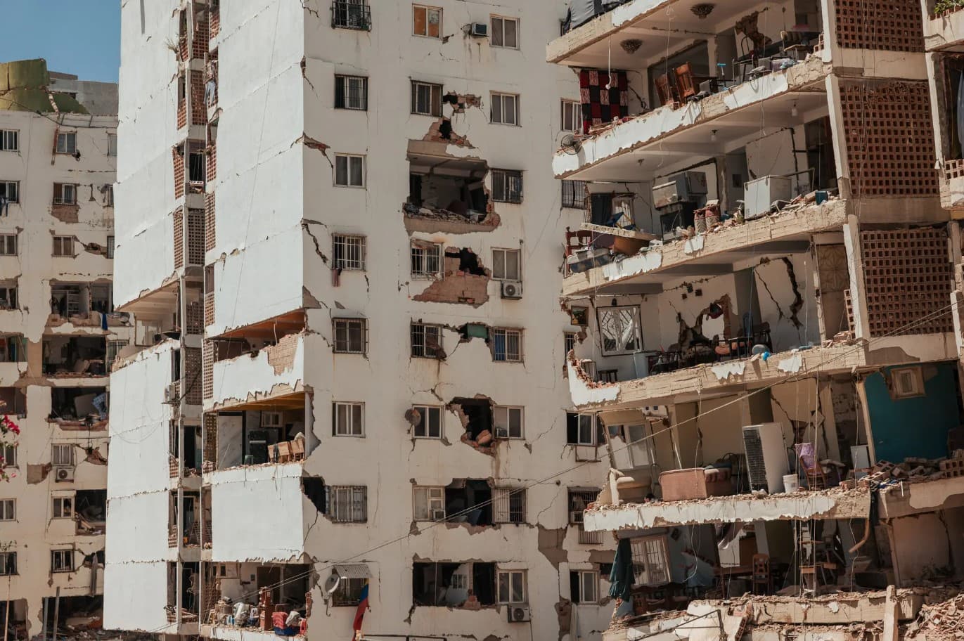 Familiares de víctimas del terremoto en La Guaira critican al chavismo