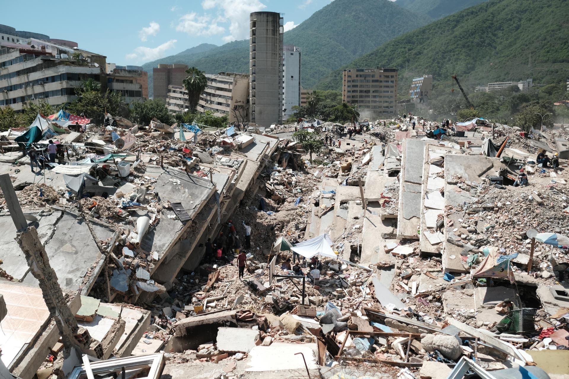 Venezuela y la Tragedia de los Terremotos: Más Allá de la Viralidad