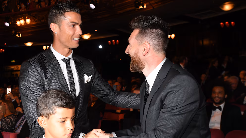 Cristiano Ronaldo envía mensaje de apoyo a Messi tras la muerte de su padre