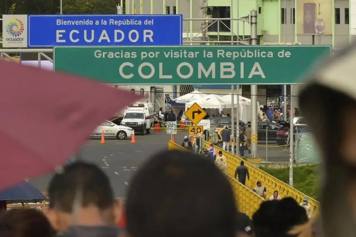 Restricción de paso vehicular en frontera con Colombia este #7Ago