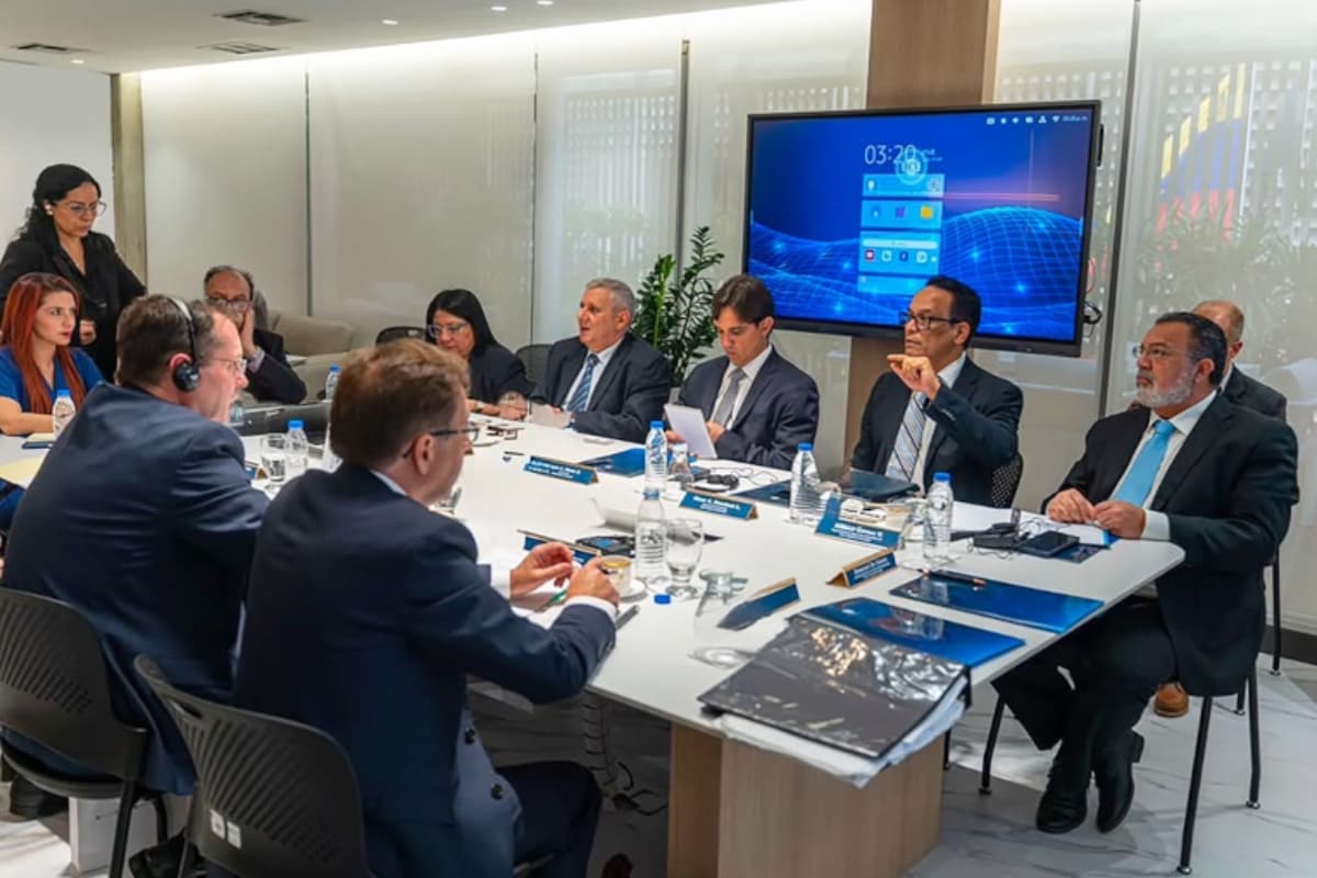FMI Avanza en su Misión en Venezuela: ¿Estabilidad o Proyección del Régimen?