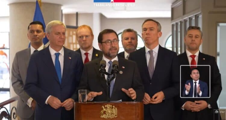 El Consulado Chileno en Venezuela Anuncia Su Reapertura en Agosto