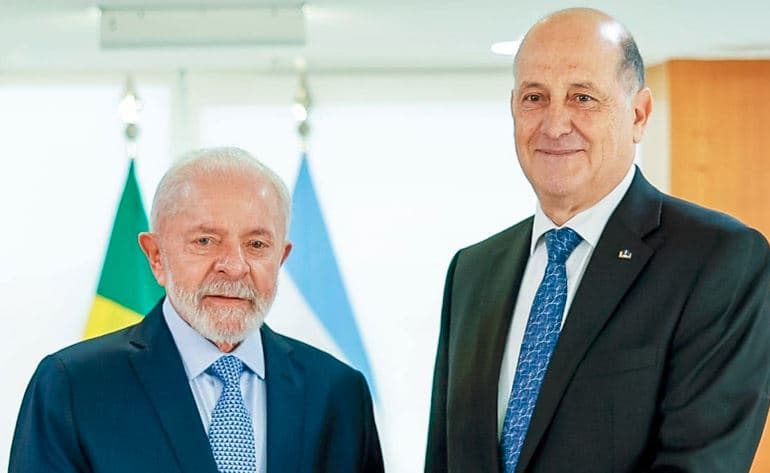 Tensiones Diplomáticas: Brasil Expulsa al Embajador Argentino en Medio de Crisis Regional