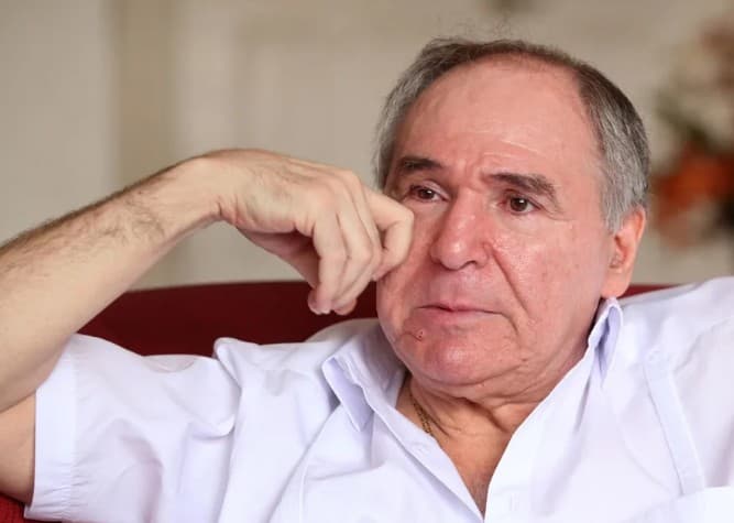 Abdalá Bucaram, expresidente ecuatoriano, condenado a más de 9 años de cárcel