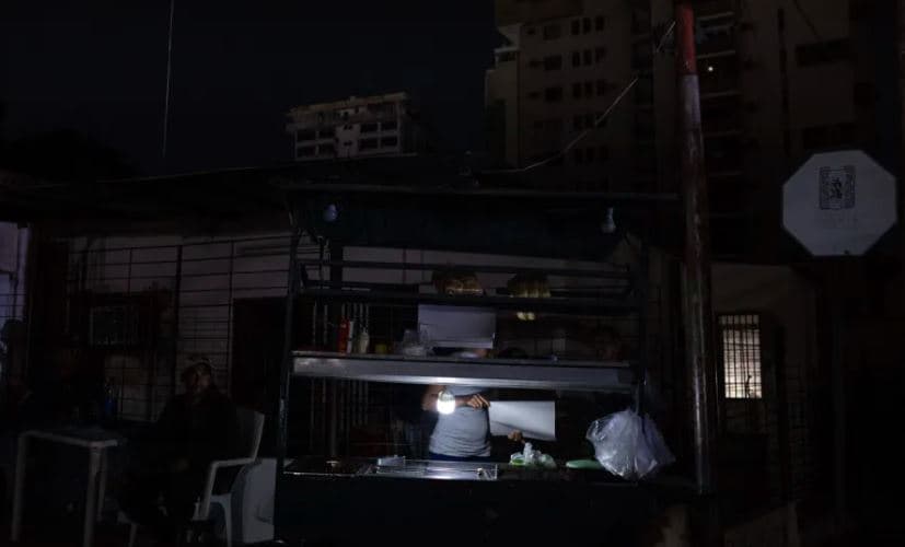 Nuevo Apagón en Venezuela: Fluctuaciones Eléctricas Causan Caos