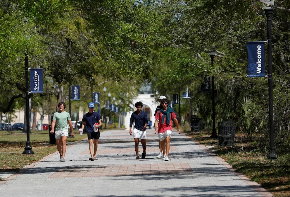 Florida restringe acceso universitario a estudiantes indocumentados