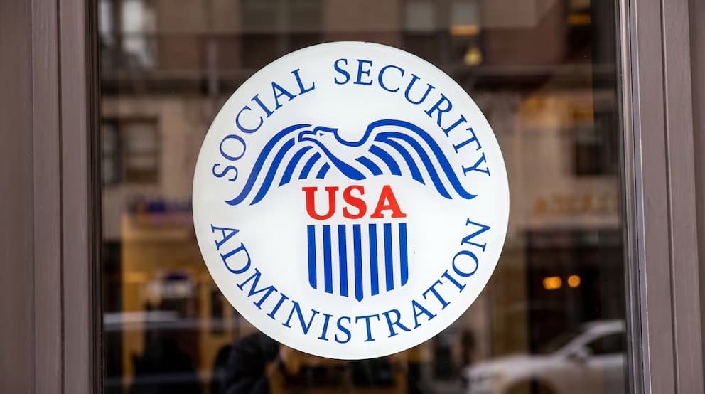 Aumento del Seguro Social en EE.UU.: Anuncio y beneficiarios en 2027