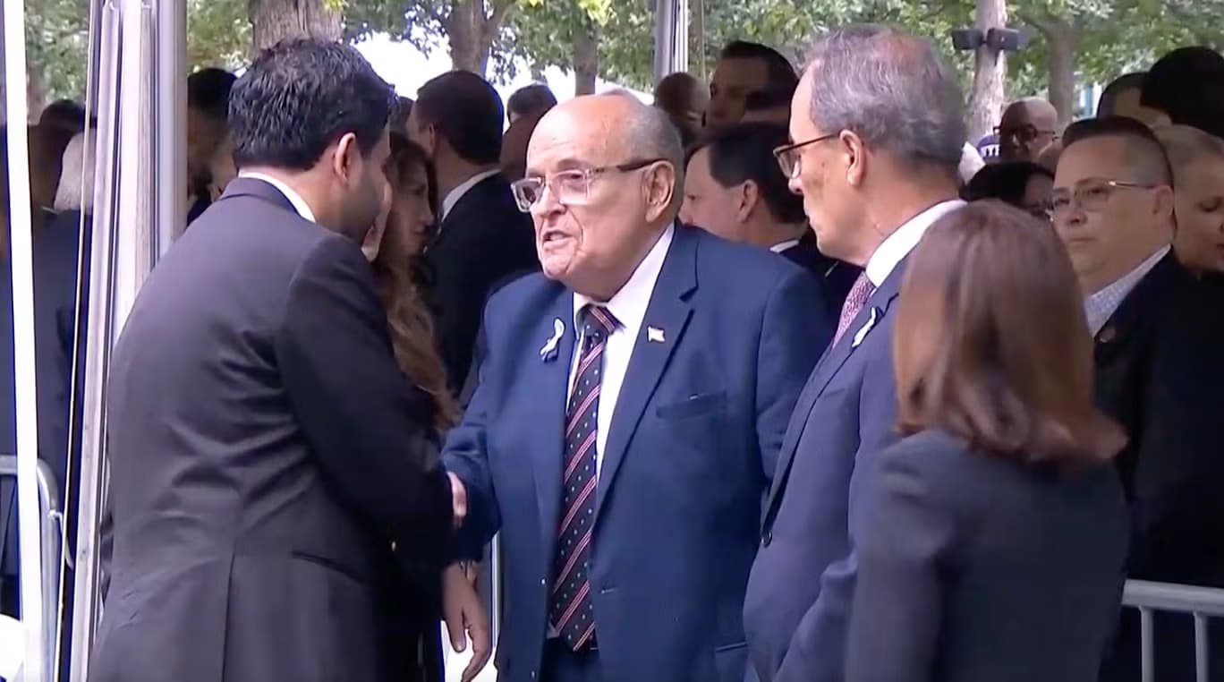 Encuentro entre Rudy Giuliani y Zohran Mamdani: Revelaciones en la ceremonia del 11S
