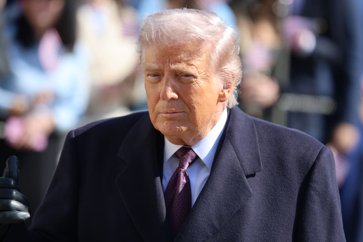 Trump Defiende a María Corina Machado y Niega Presiones sobre su Viaje