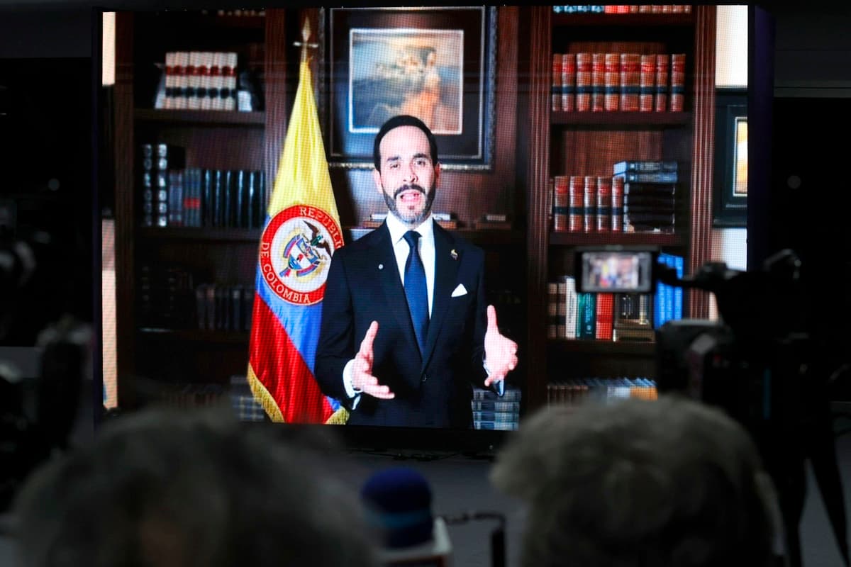 Cambio Presidencial en Colombia: De la Espriella Asume Fuera de Bogotá
