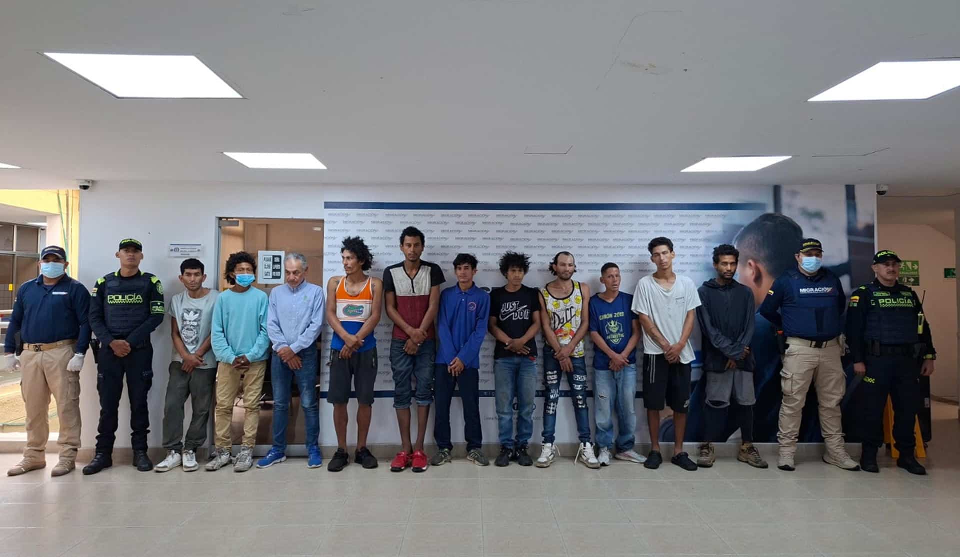 Colombia refuerza controles migratorios: 11 extranjeros expulsados
