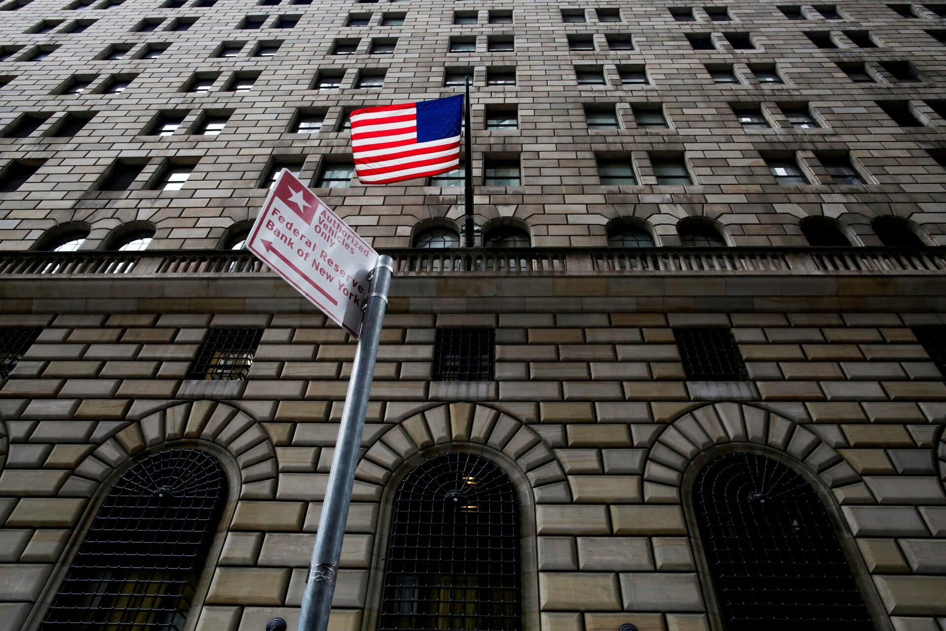 Venezuela planea trasladar US$4.000 millones en oro a Nueva York