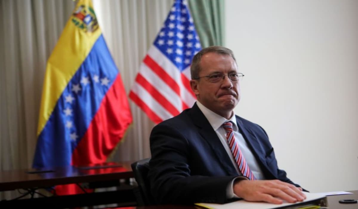 James Story sugiere posible retiro de Petro de la Lista Clinton por Trump