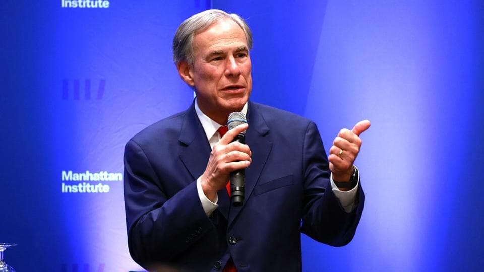 Gobernador de Texas exige revisar la política migratoria de EE.UU.