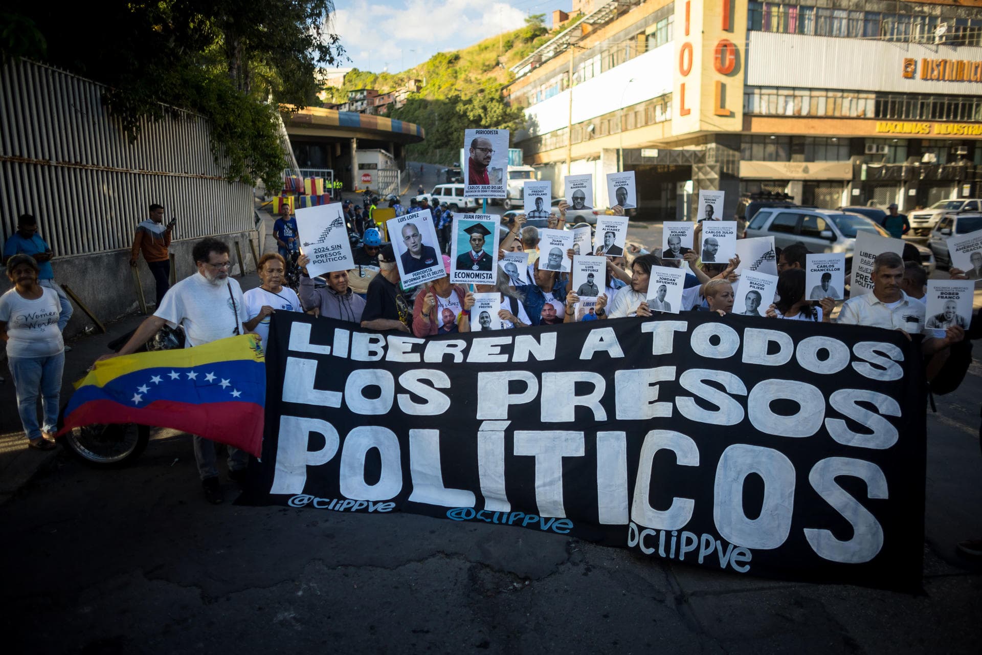 Plataforma Unitaria expone la realidad de 939 presos políticos en Venezuela