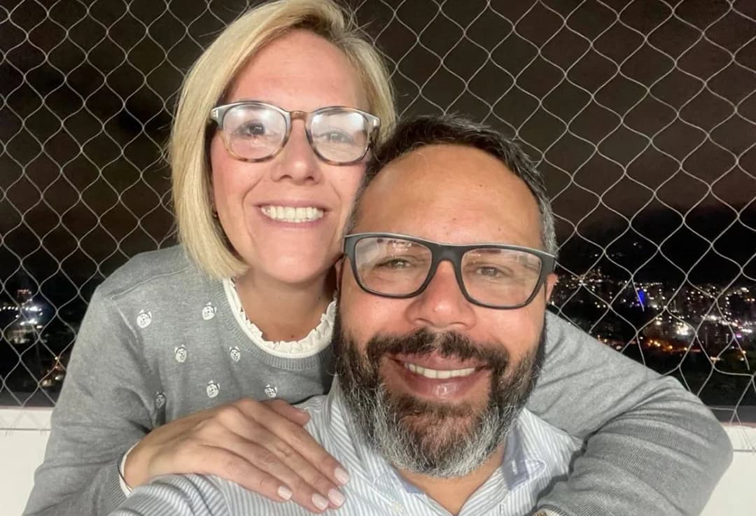 Una Larga Espera: Mariana González Reencuentra a Su Esposo Tras un Año