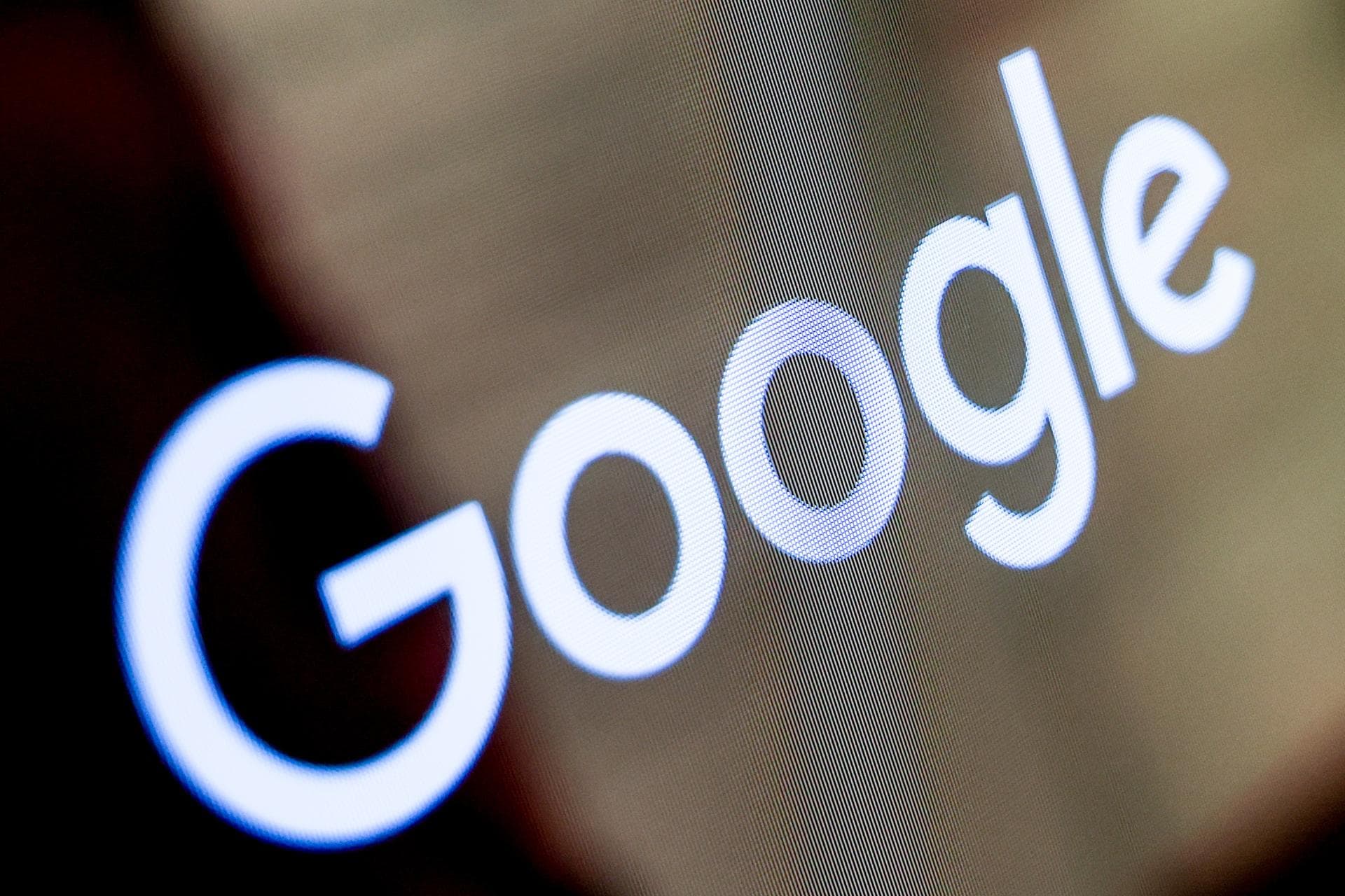 Familia Demandante Alega Que IA de Google Indujo a Suicidio de Hombre