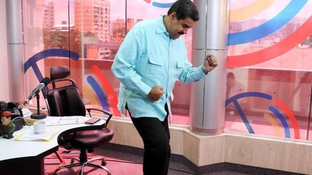 Maduro recibe visita consular mientras se prepara para audiencia clave