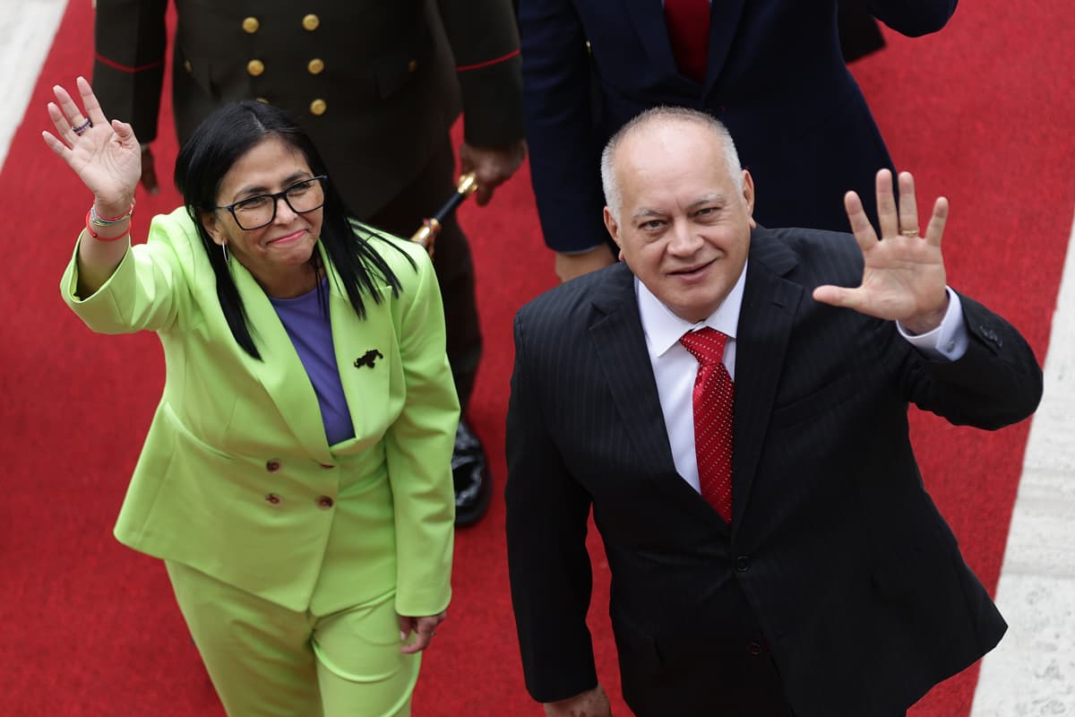 EE UU y Cabello: Conversaciones en medio de la captura de Maduro